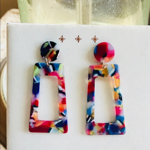 ✨Host Pick✨ New Vintage Look Rainbow 🌈  Earrings - Picture 2 of 4